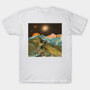 Face on the mountain T-Shirt